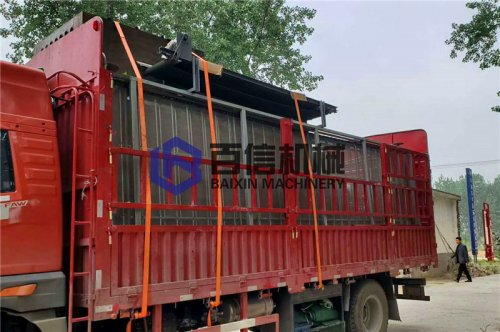  安陽客戶訂購的辣椒烘干設備發貨交付